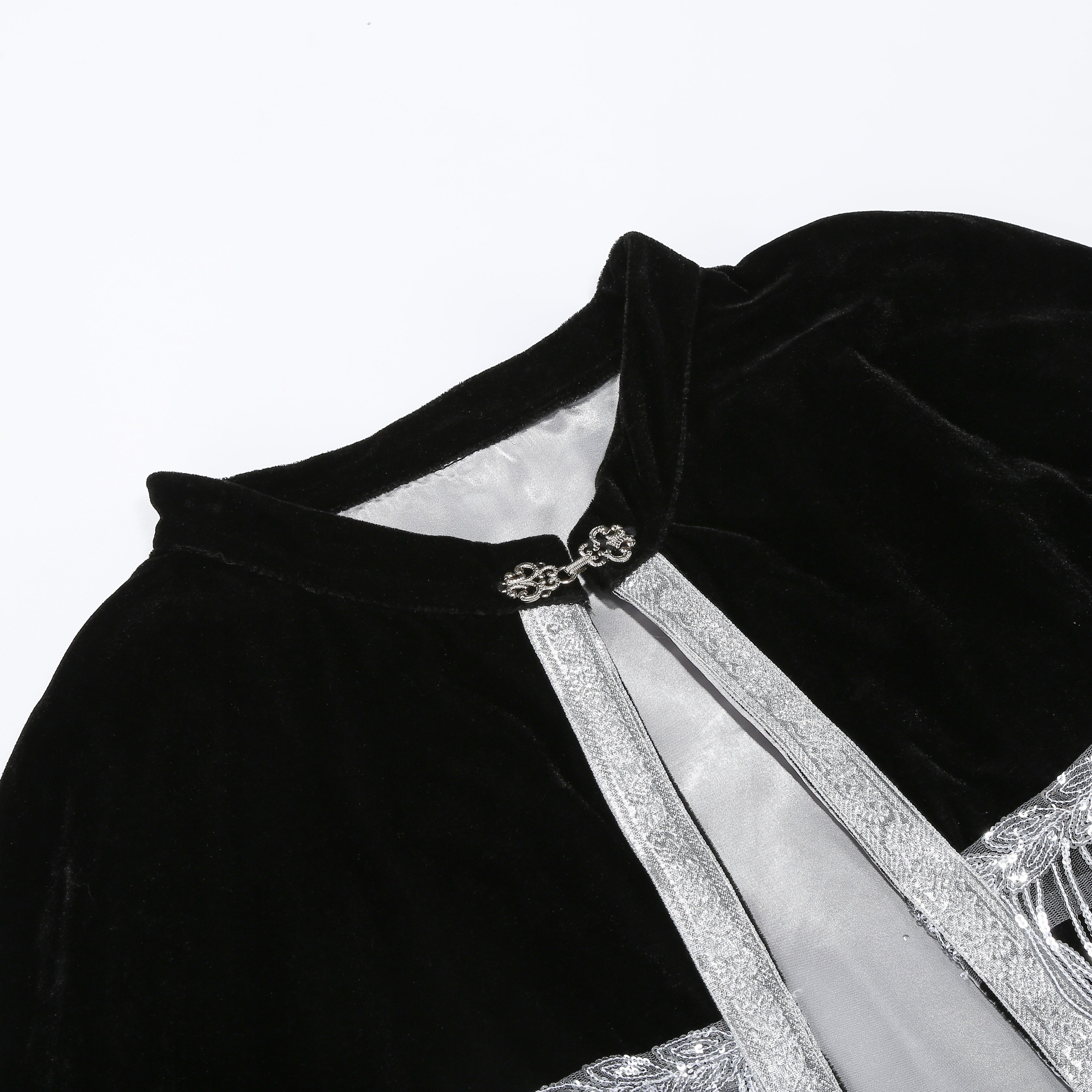 Unisex Medieval Hooded Cloak Renaissance Velvet Cape with Silver Tassels Adult Halloween Party Royal Witch