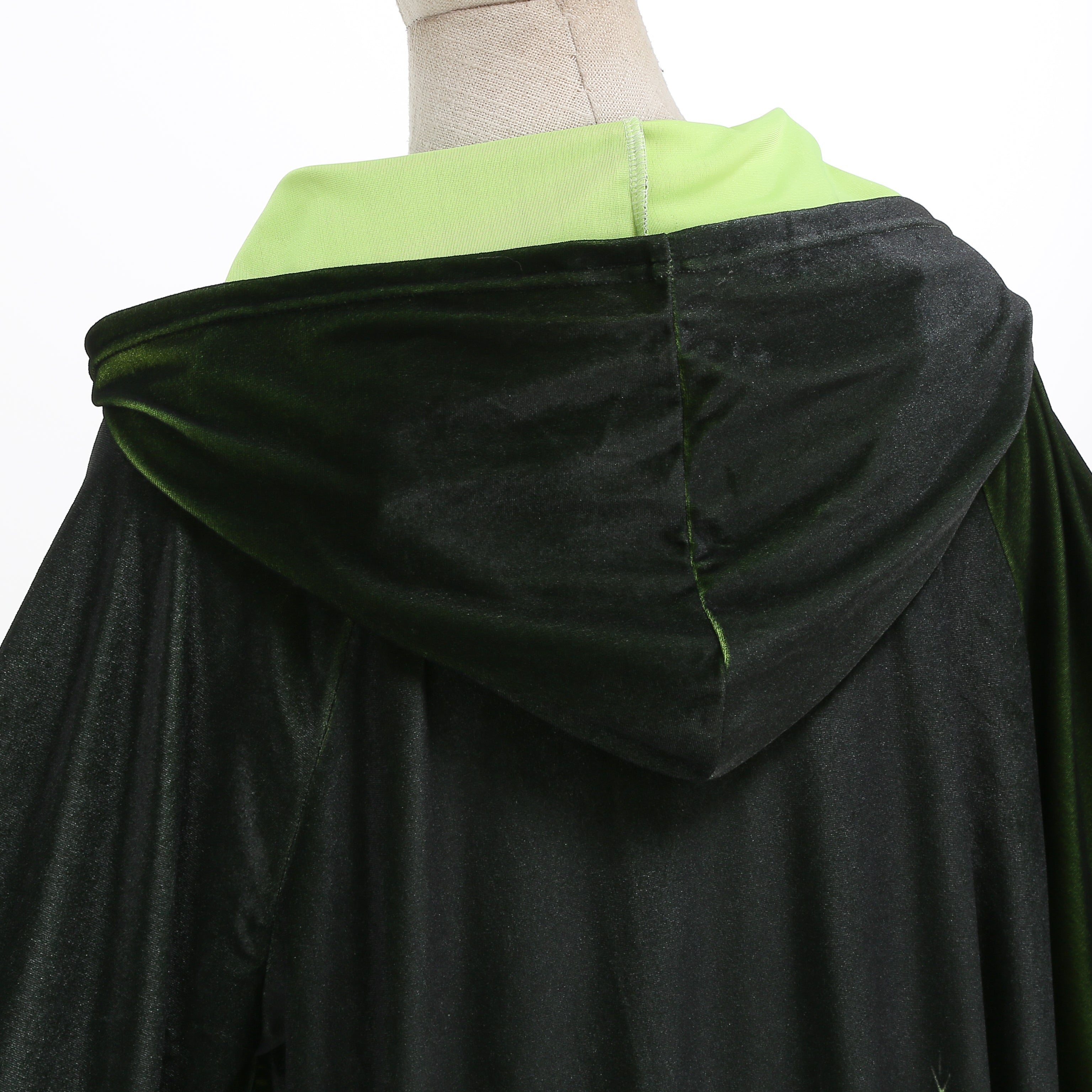 Adult Men Wizard Hooded Robe, Black Cloak With Green Tree Branch Print, 150cm‑170cm Shoulder‑to‑Hem Sorcerer Cape for Halloween Cosplay